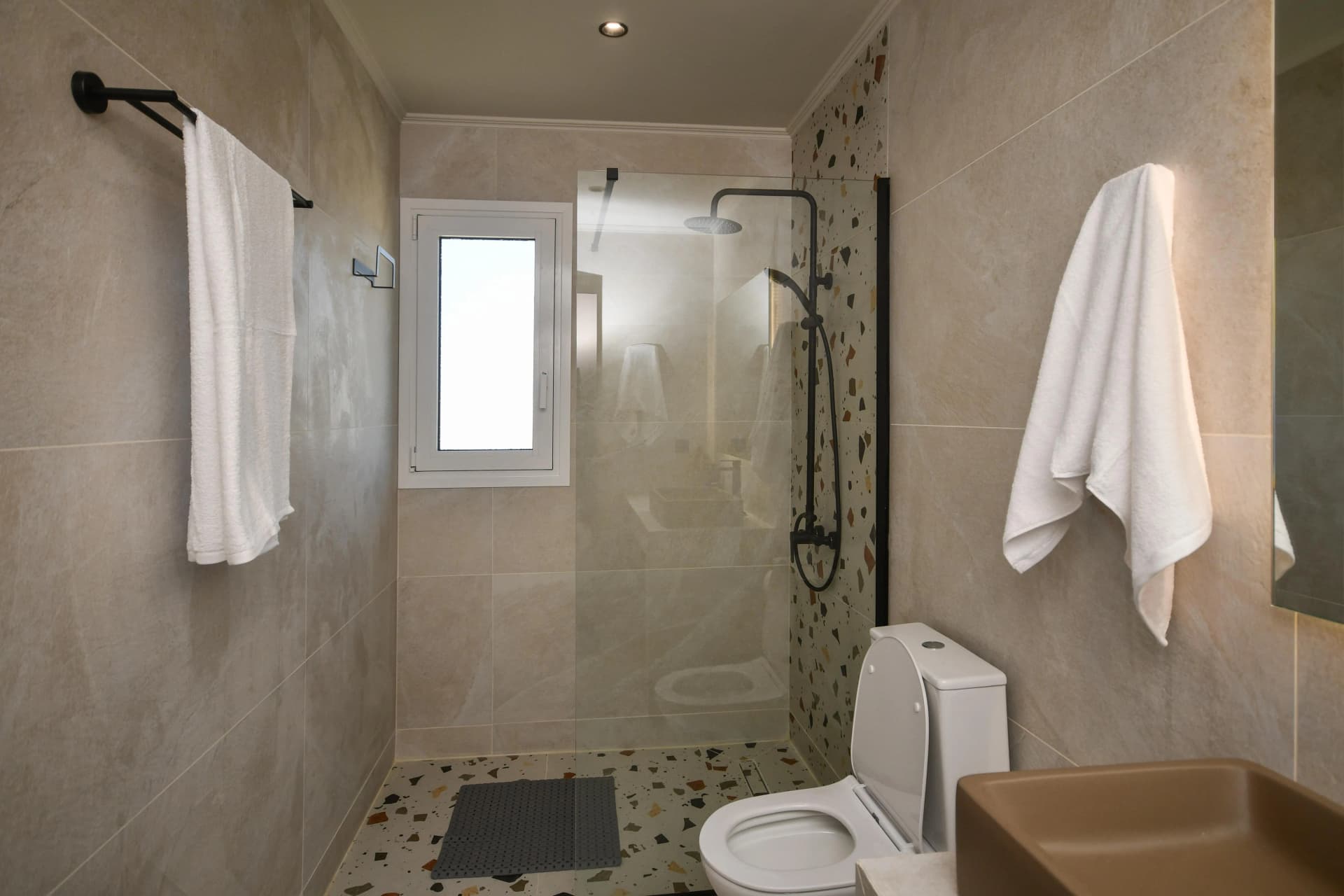 Apartment 1 - Photo 21